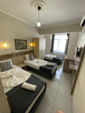 Denizhan Hotel